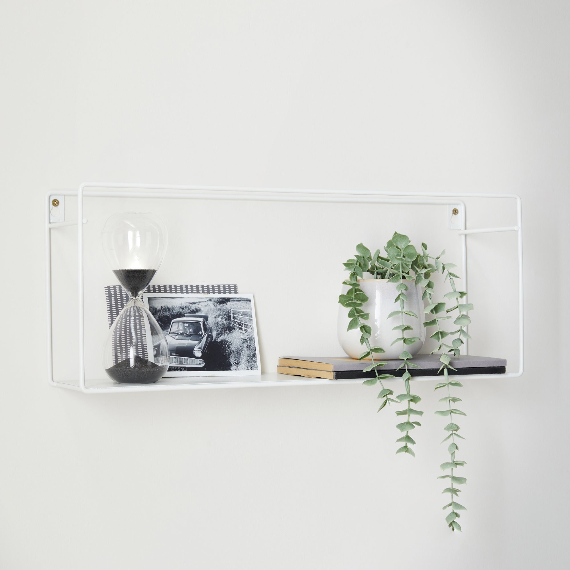 Long Shelf White White