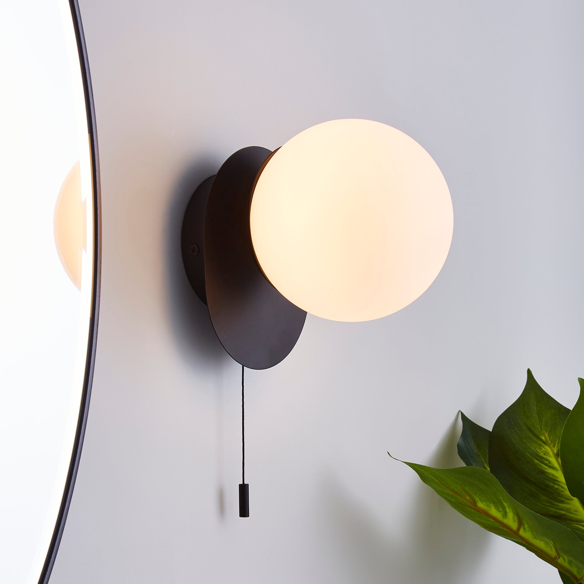 Tela Bathroom Wall Light Black Black