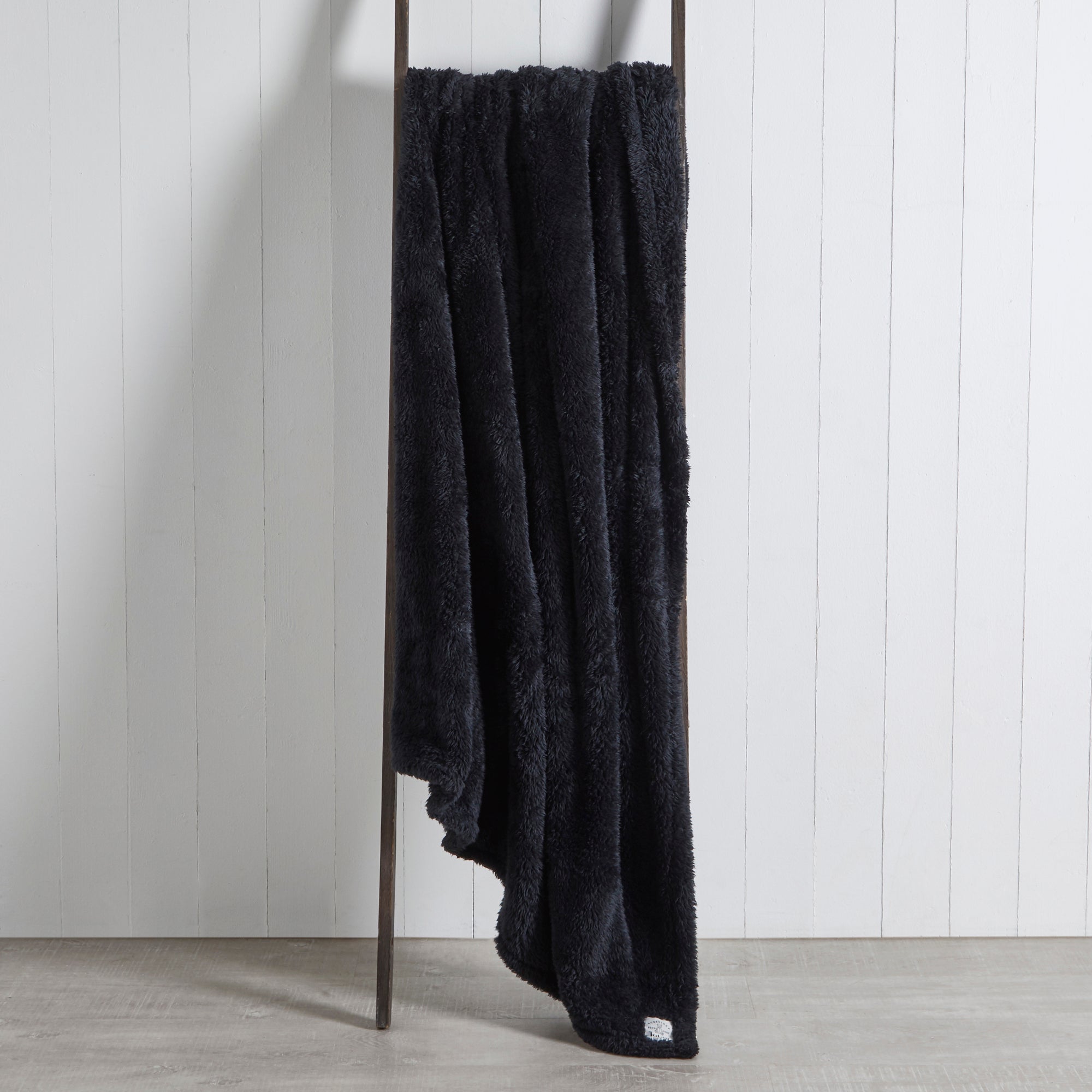 Teddy Bear Throw Black