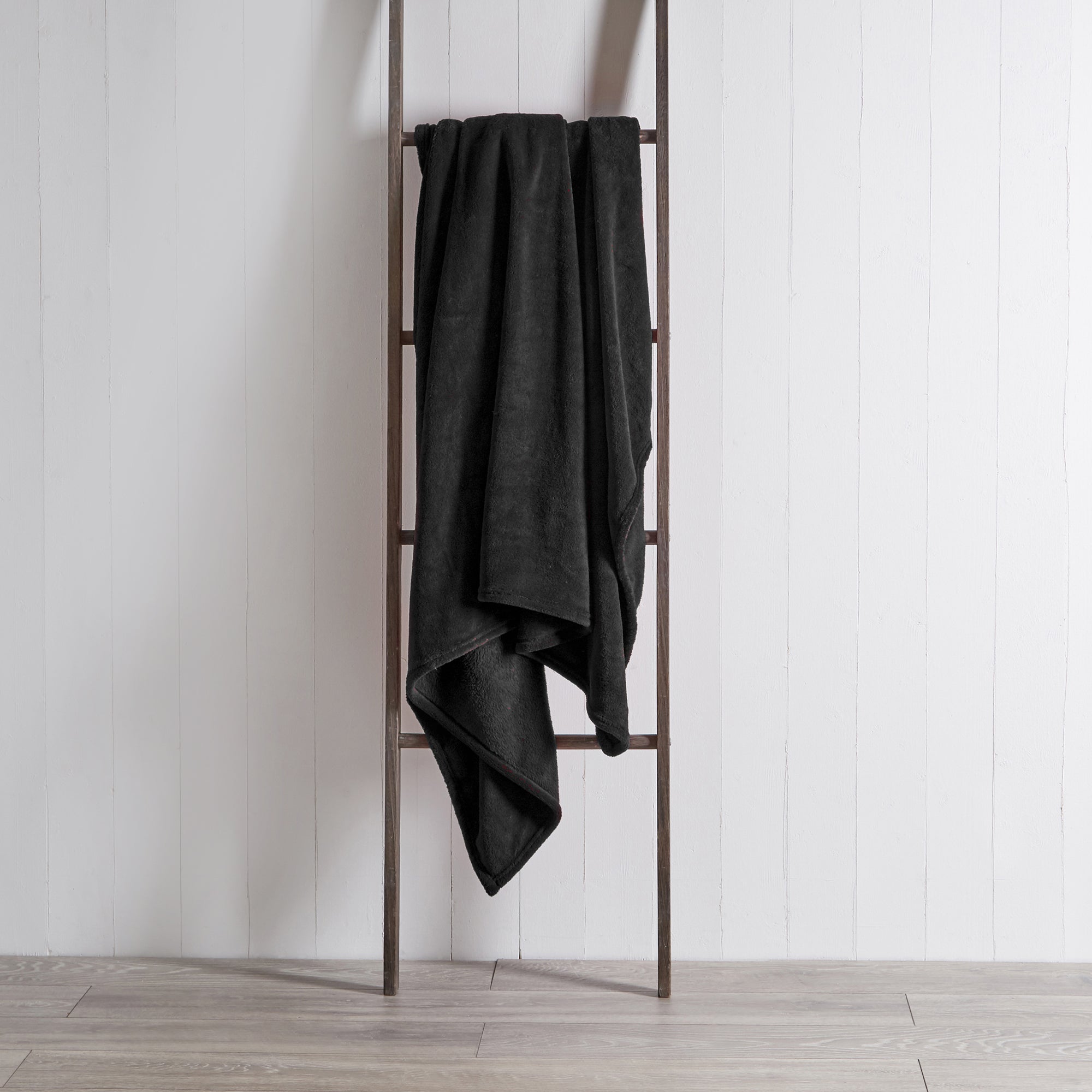 Soft Fleece 130cm x 170cm Throw Charcoal