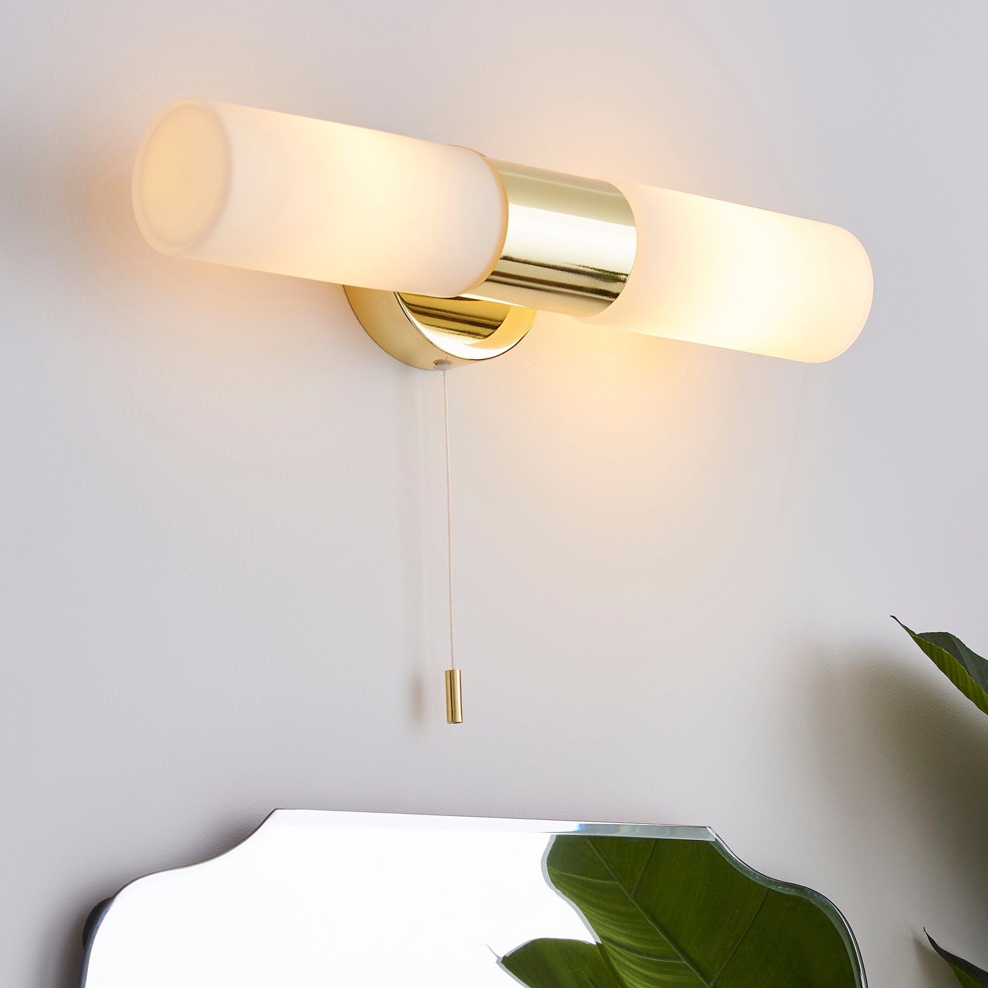 Porto Bathroom 2 Light Wall Light Brass Brass