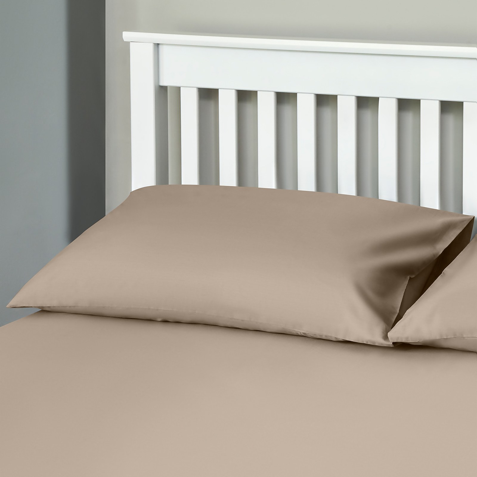 The Willow Manor 100% Cotton Percale Housewife Pillowcase Pair - Mole