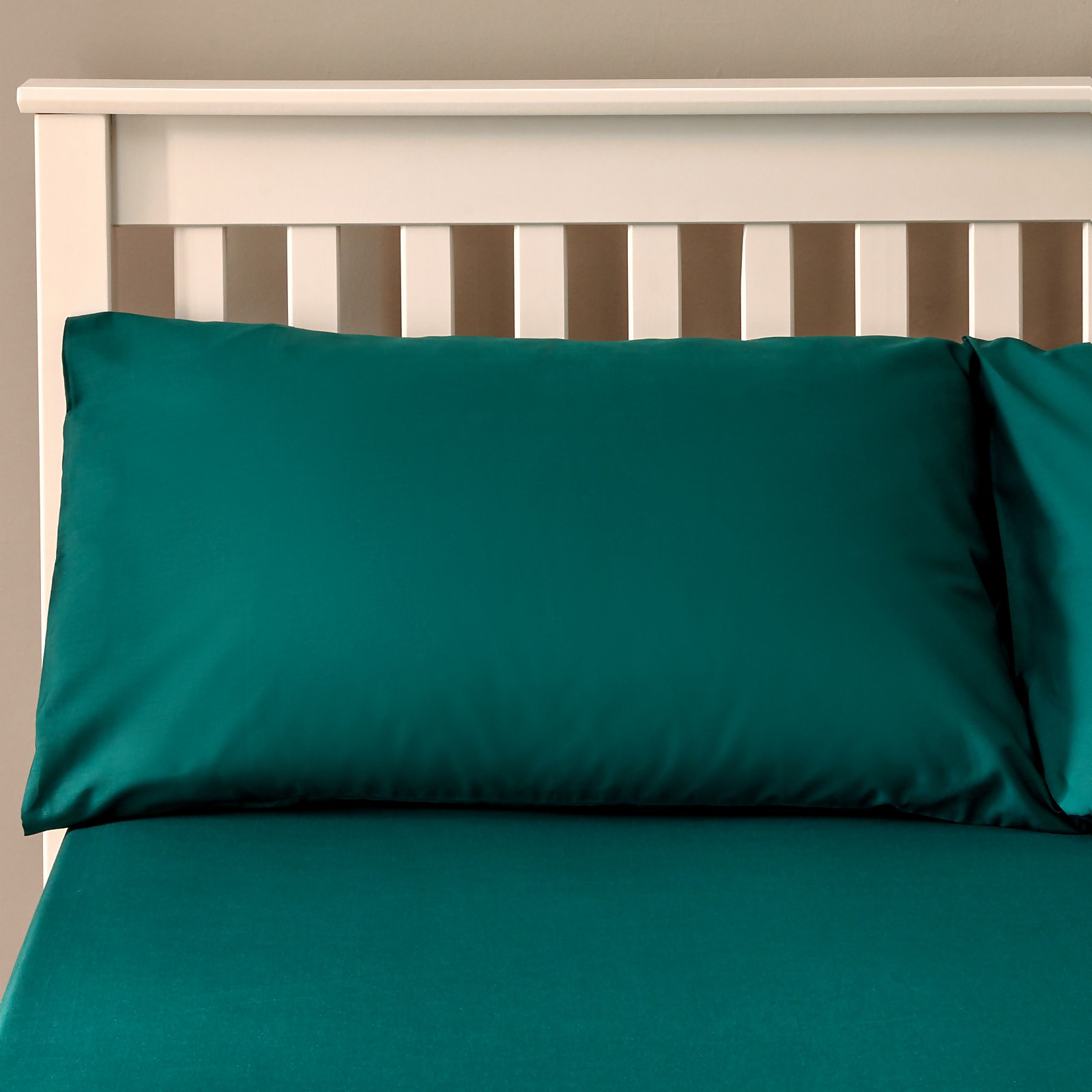 The Willow Manor Easy Care Percale Housewife Pillowcase Pair - Dark Teal