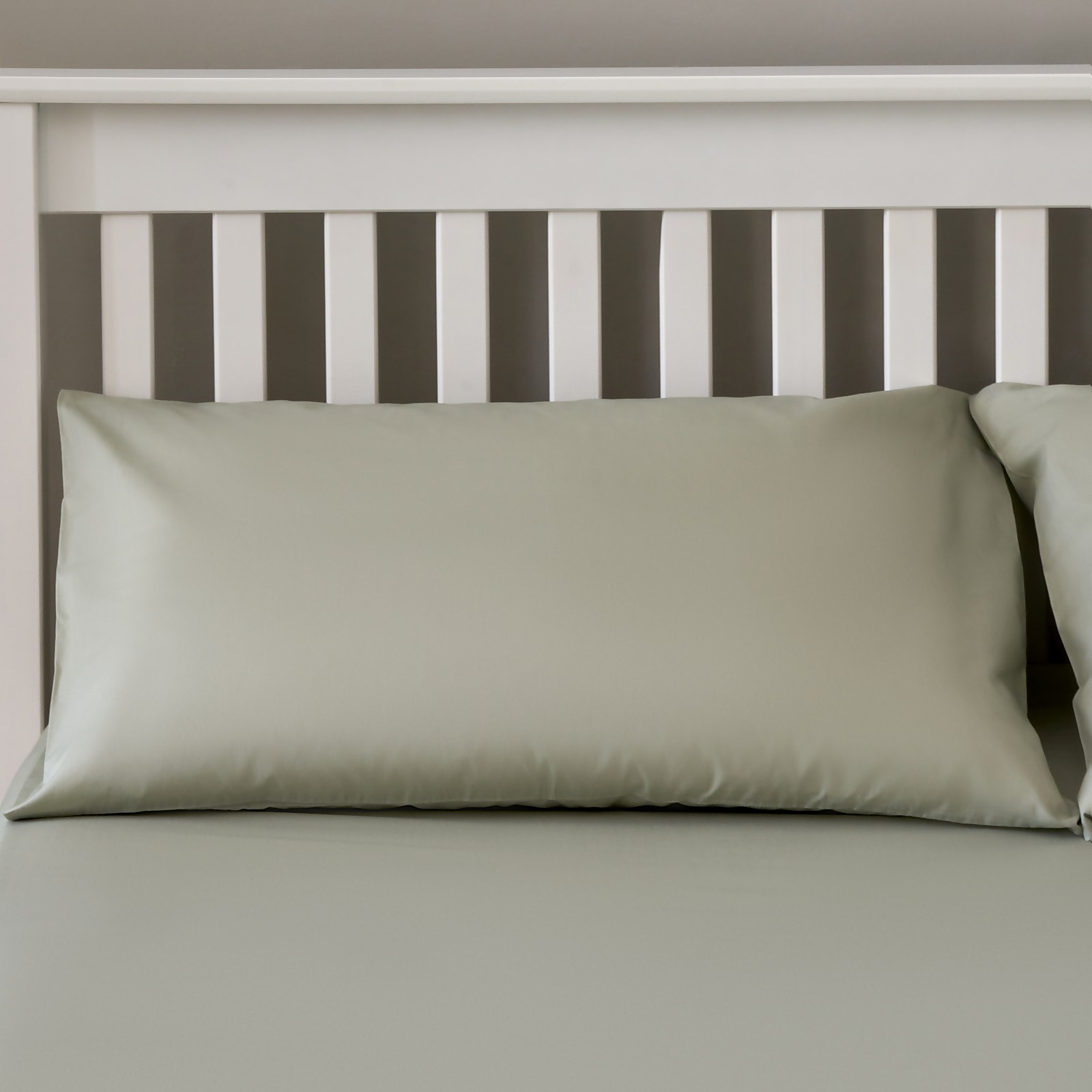 The Willow Manor Easy Care Percale Housewife Pillowcase Pair - Light Grey